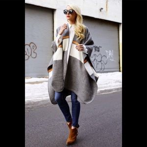 Steve Madden Poncho